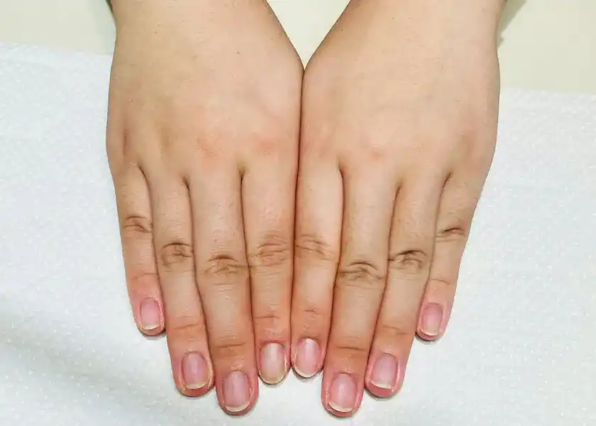 補強なしの自爪仕上げ