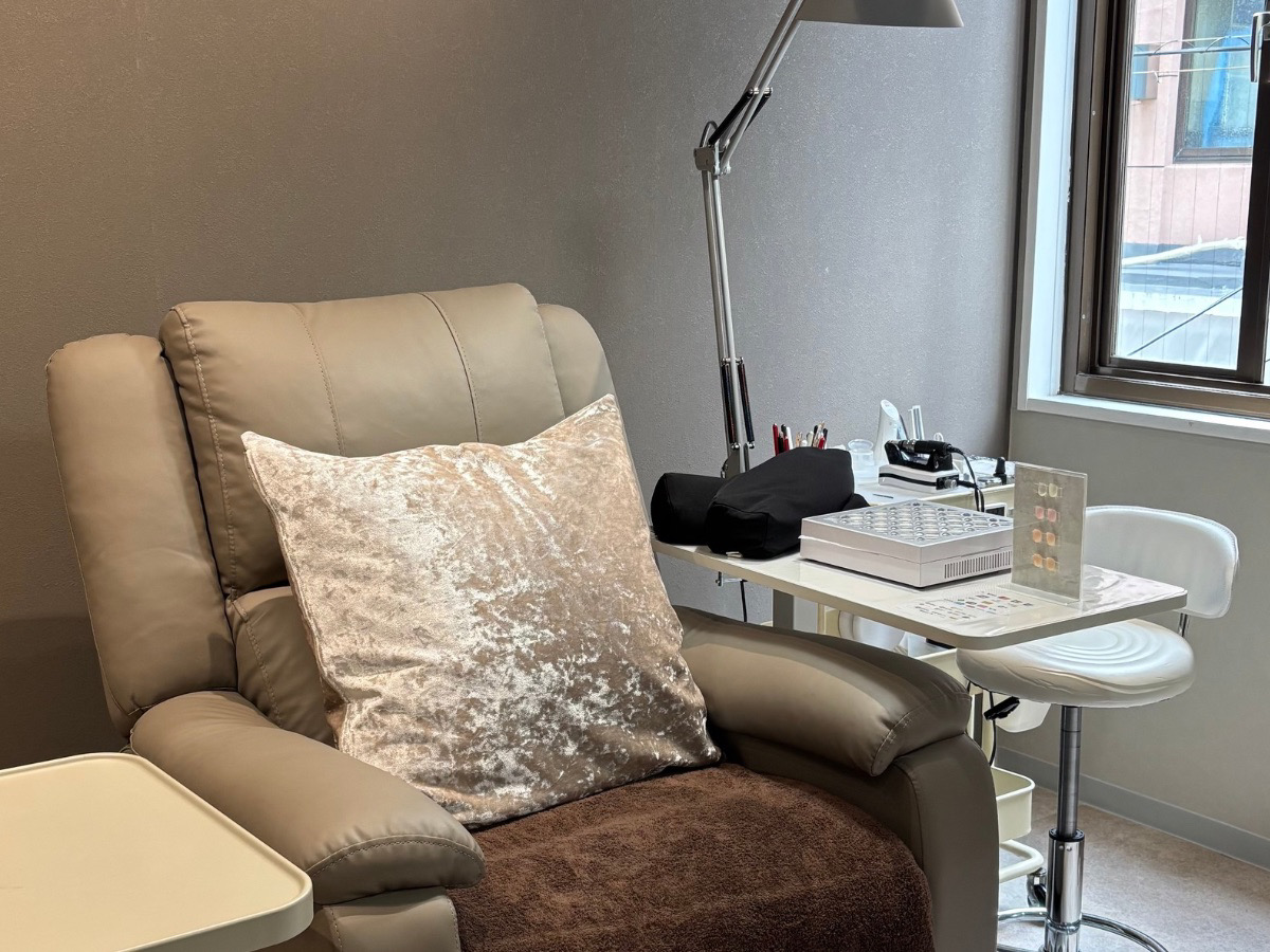 深爪矯正・爪質改善専門ネイルサロン　アリエ（兵庫県神戸市）