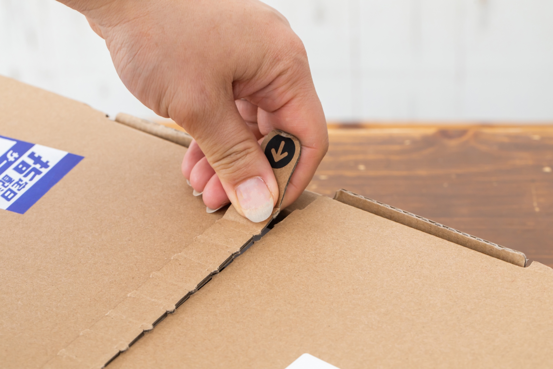 深爪矯正で長さが出たのをいいことに、爪を“道具”に使うのはNG行為