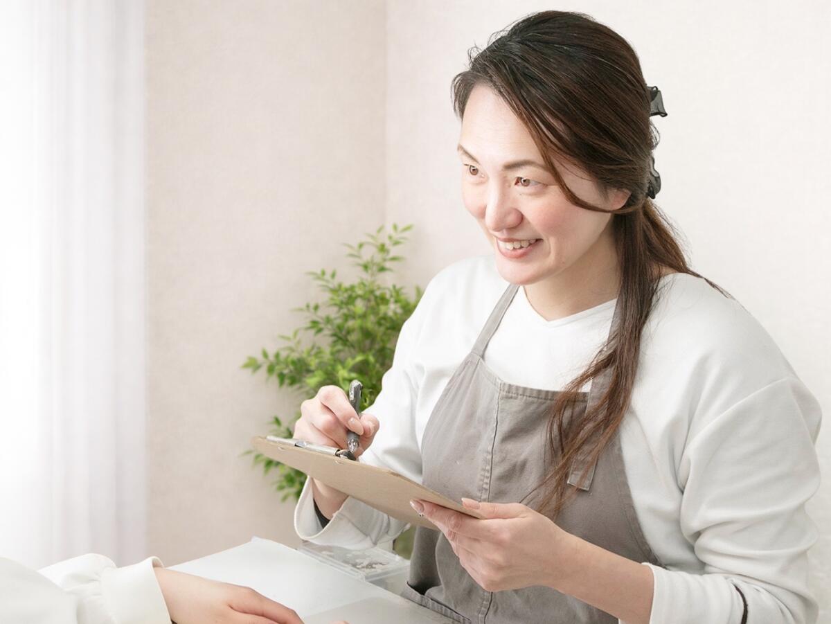 深爪矯正専門サロン ブルームーンネイルズ(岐阜市)